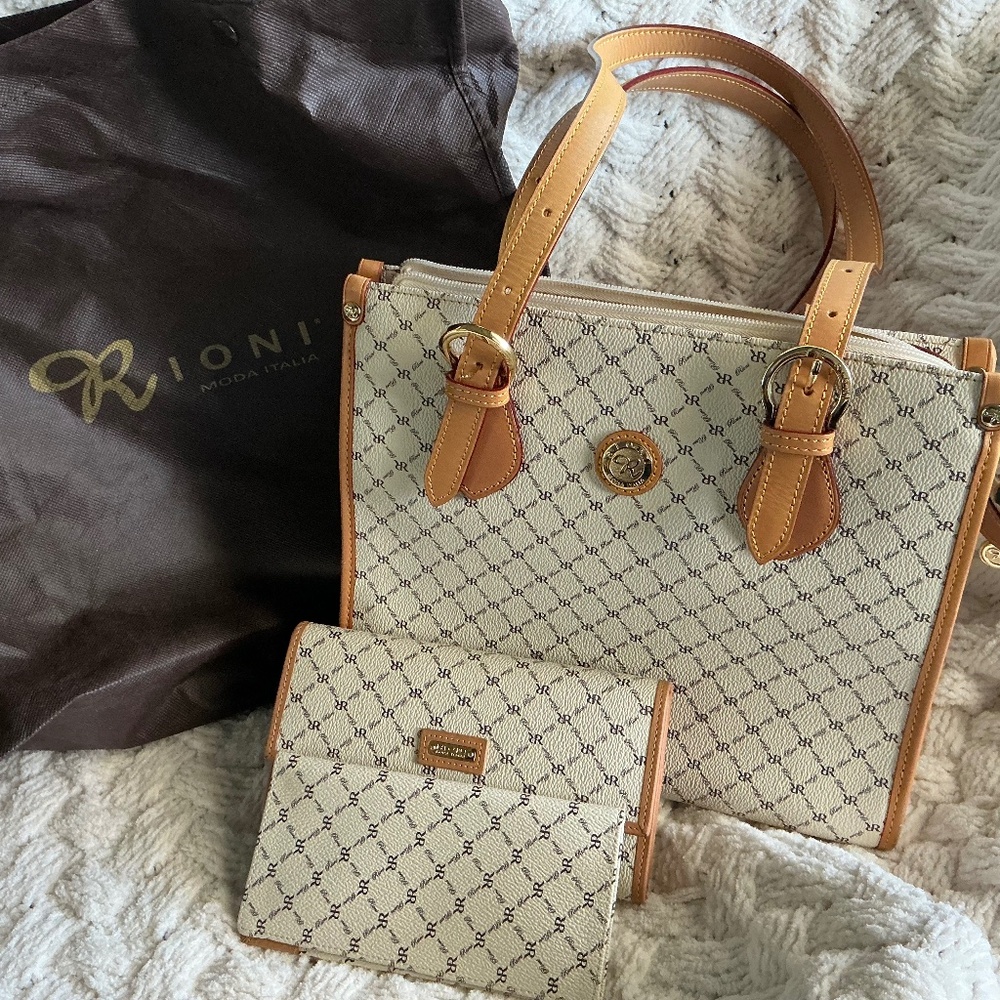 Rioni Moda Italia Handbag with wallet and checkbook or bill fold